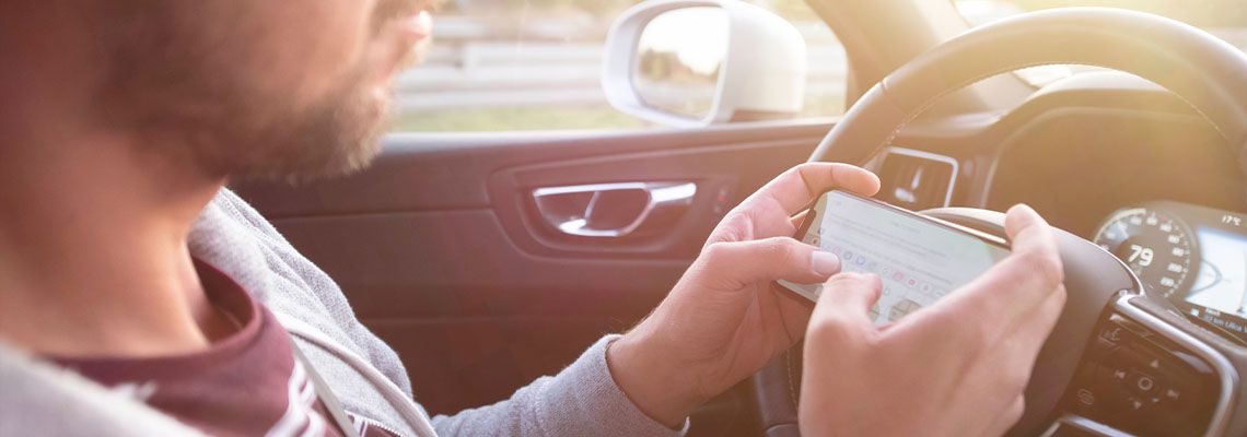 Texting & Driving Laws in Virginia