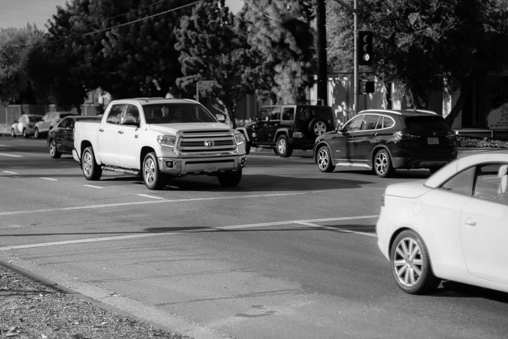 Stafford, VA – Four-Vehicle Crash with Injuries Reported on Garrisonville Rd near Shelton Shop Rd